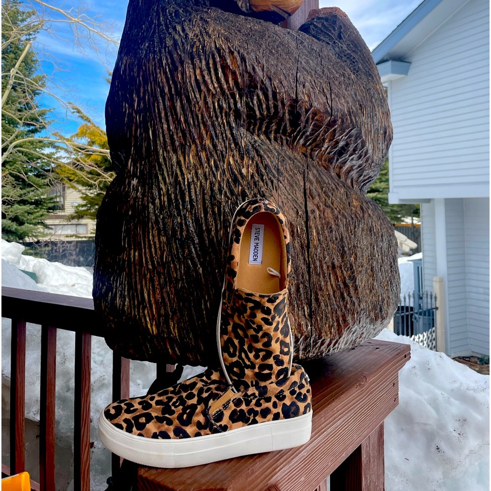 🐒 Steve Madden 🐾Animal print deck shoes